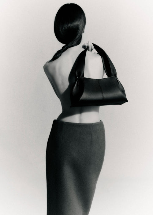 Women’s Handbag Numéro Neuf East-West – Textured Black | Tia & Diva